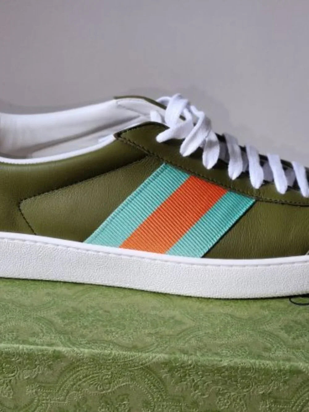 NIB Gucci G74 Web Low sneakers G 8.5 US 9